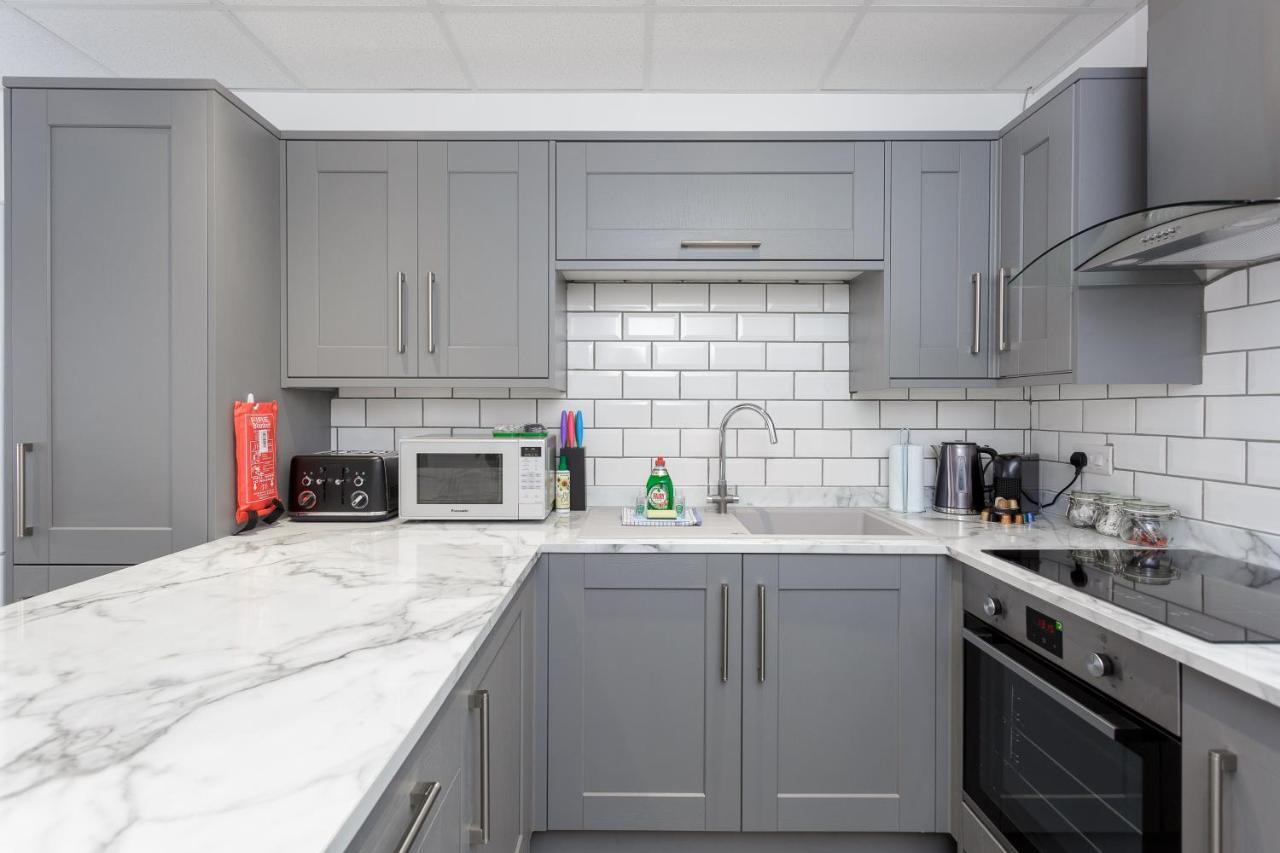 Sovereign Gate - 2 Double Bedroom Apartment In Portsmouth City Centre Exterior foto